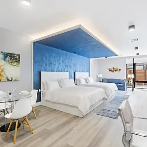 Global Luxury At The Arches Hotel New York