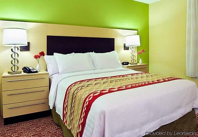 Towneplace Suites Tampa Westshore/Airport Hotel