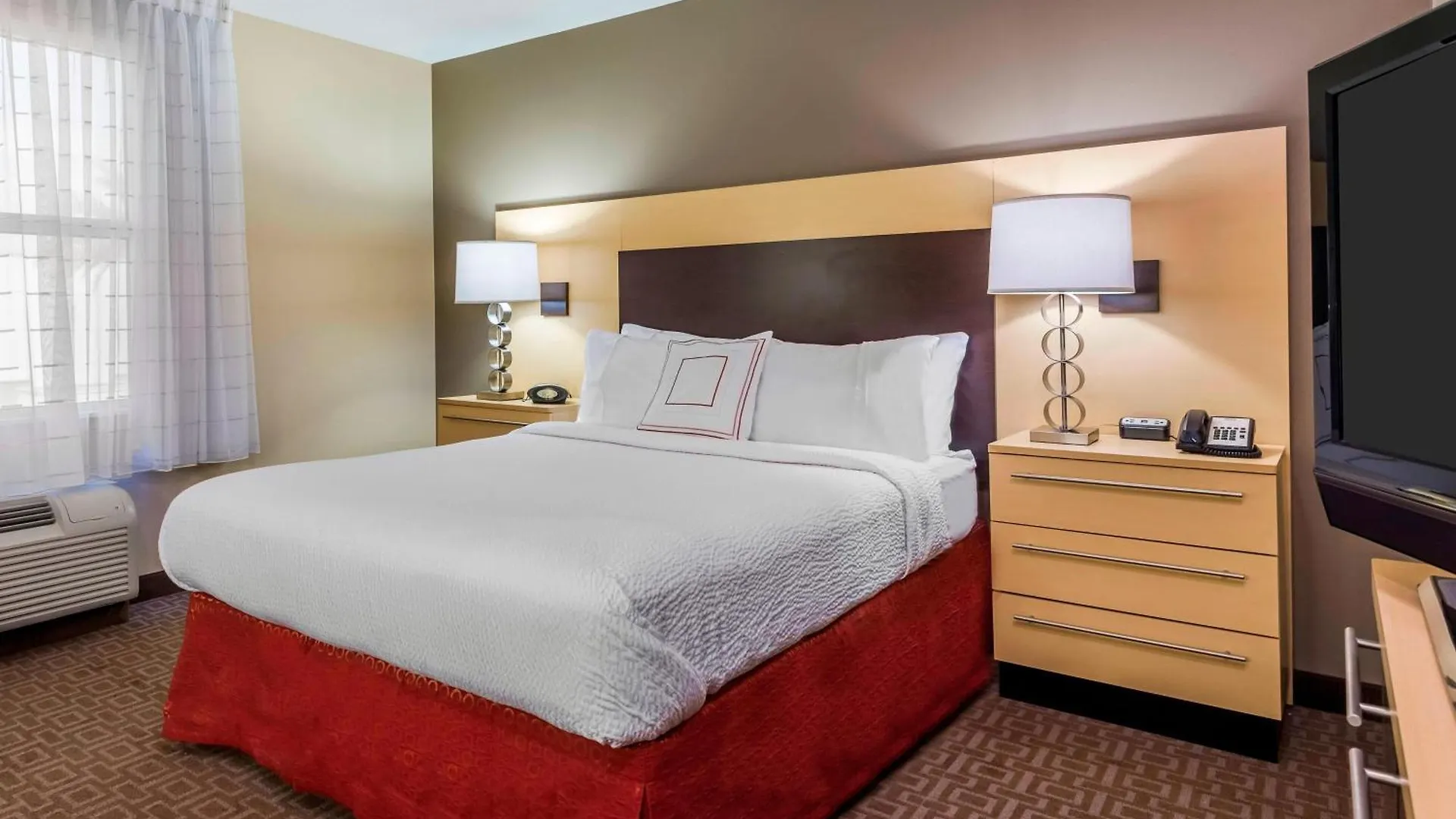 Towneplace Suites Tampa Westshore/Airport Hotel